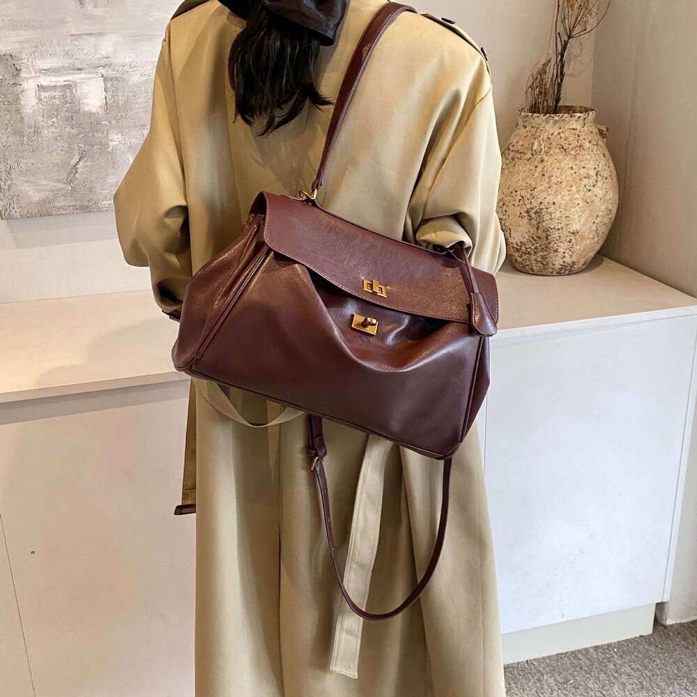 Fashion shoulder tote bag for women 2024 new large capacity casual fashion trend versatile travel