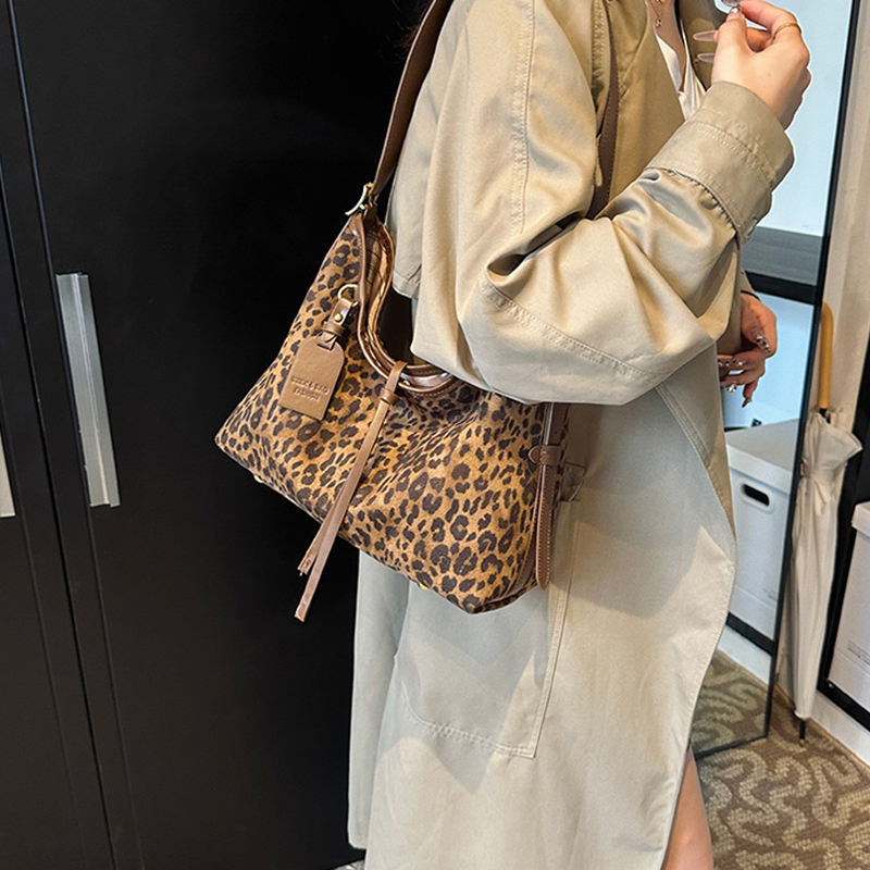 Tote Bags for Women PU Leather Tote Purses Handbags Medium Top Handle Satchel Business Commuting Leisure Large Bucket Bag Tote Bag