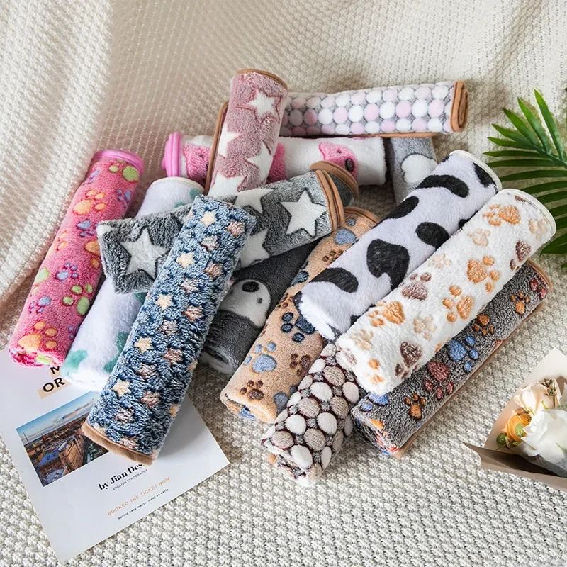 Warm Soft Fluffy Coral Fleece Pet Sleeping Blanket Dog Blanket Breathable Cat Cover Blanket Comfortable Dog Sleeping Sheet Mat