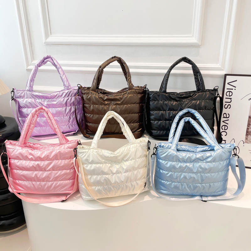 Designer Solid Color Large Capacity Women's Handbag New Multifunctional Bag Casual Bag Down Cotton Jacket Shoulder Bag Lightweight Outdoor Bag