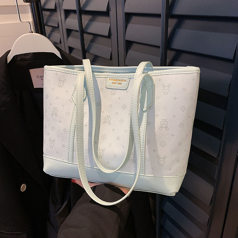 Free shippin 2025 new Single Shoulder Bag Women Tote bag flap fashion Square bag checkered printed crossbody bag