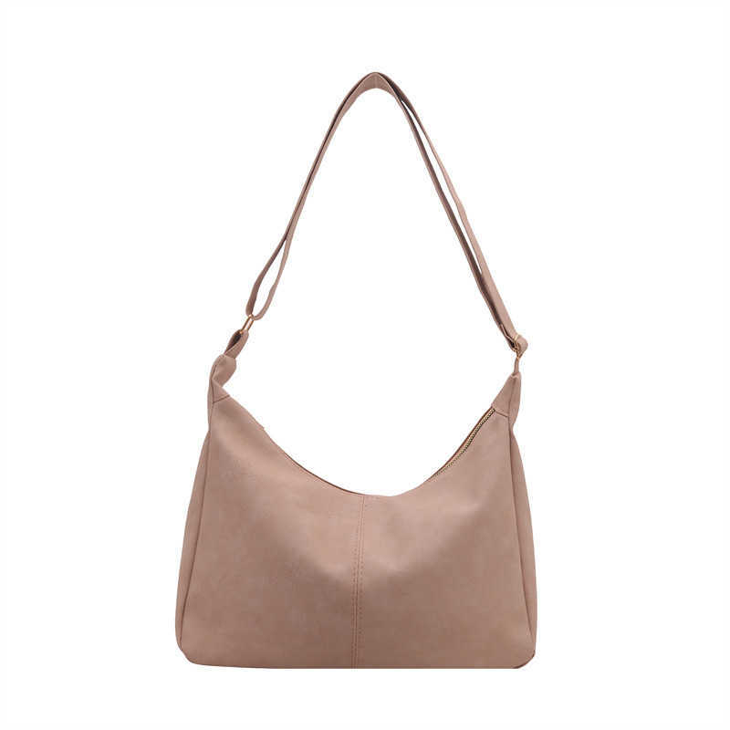 Large capacity fashionable soft surface 2024 winter casual new style personalized western-style solid color artistic tote single shoulder bag for wome