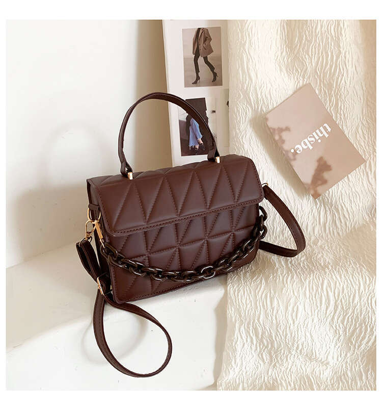 New Popular Women's Fashionable And High-End, Niche Crossbody Bag, Embroidered Thread Dia Grid Hand-Held Small Square Bag