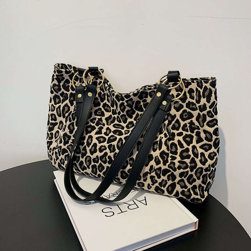 Autumn And Winter Large Capacity New Women's Ins Crossbody Leopard Print Shoulder Tote Bag
