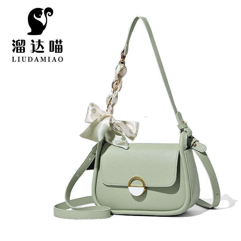 Silk Scarves, Armpit Women's New Large Capacity Versatile Fashionable Diagonal Cross Bags, Commuting Single Shoulder, Niche Style Wholesale