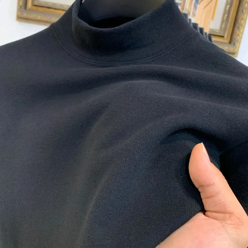 Smart Casual Men Autumn And Winter Solid Mock Neck Plus Velvet Warm Fashion All-match Slim Long Sleeve Pullovers T-Shirts Tops 241223