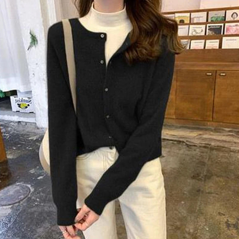 Korean Round Neck Knitted Cardigan Women Autumn Winter Simple Single Breasted Sweaters Woman Solid Color Long Sleeve Cardigans 241220