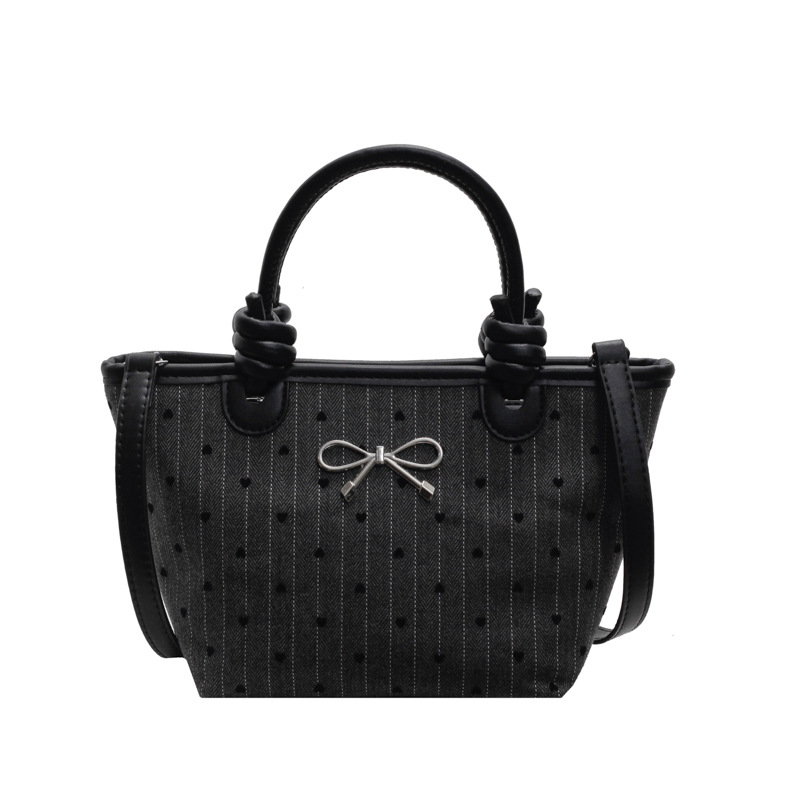 2025 Designer Free shipping 2025 3 new Single Shoulder Bag for Women flap fashion bow square Handheld crossbody bag