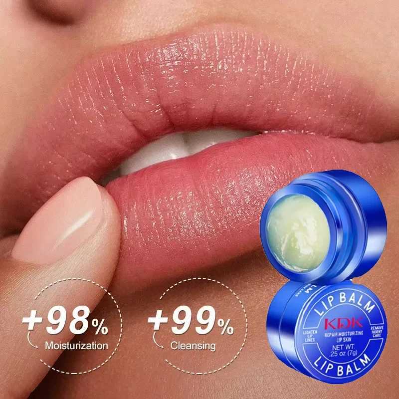 Autumn winter moisturizing lipstick lip color whitening removing dark lip color oil exfoliating cleanser moisturizing agent Korean makeupW241223