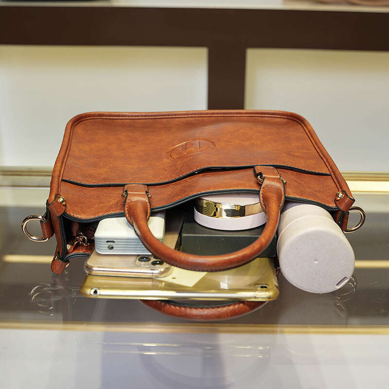 European And American Retro Women's New Shoulder Large Capacity Fashionable Crossbody High-End Bag For Women