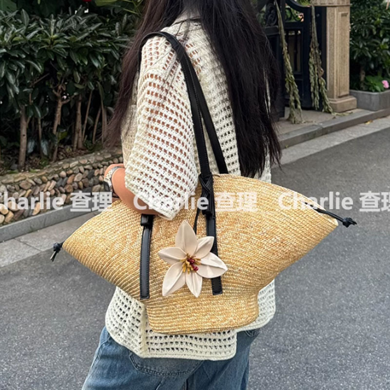 Large Capacity Woven Women 2024 New Summer Leisure Handbag Seaside Vacation Beach Shoulder Bag