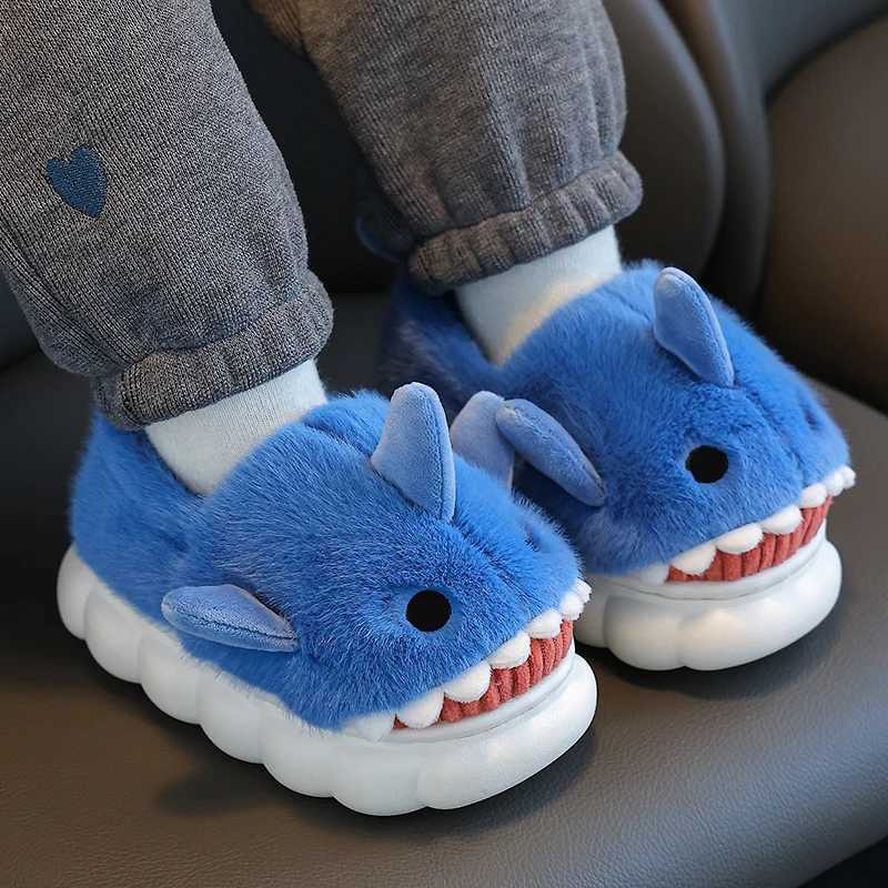 Slipper Winter Heel Wrap Cotton Slippers Childrens Cute Cartoon Shark Non-slip Soft Sole s Boys Girls Junior Warm Plush Home Shoes S2412231