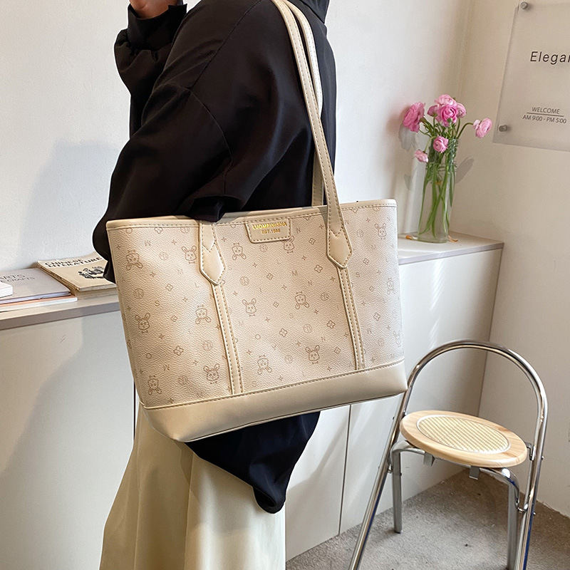 Free shippin 2025 new Single Shoulder Bag Women Tote bag flap fashion Square bag checkered printed crossbody bag