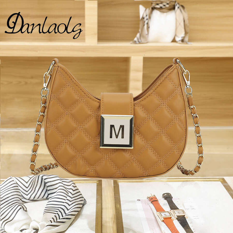 Women's New Moon Chain Dia Grid Red Same Style Armpit Bag