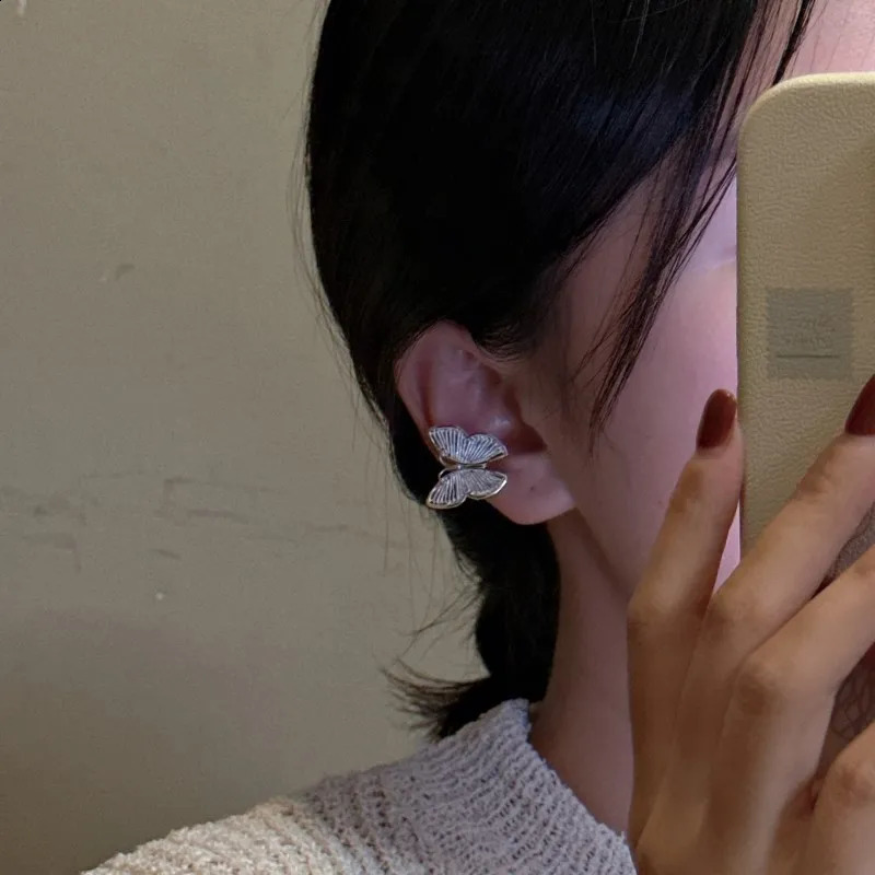 1 Piece Real S925 Pure Silver Korean Niche Butterfly Clip On Earrings Style Simple Fashionable Ear Accessories Wholesale 241220