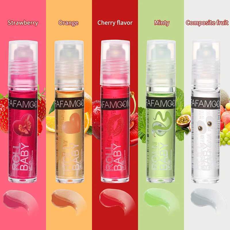 Strawberry is rolled on lipstick to alleviate dryness keep moisturizing fade lip color lip liner gloss lipstick Korean cute makeupW241223
