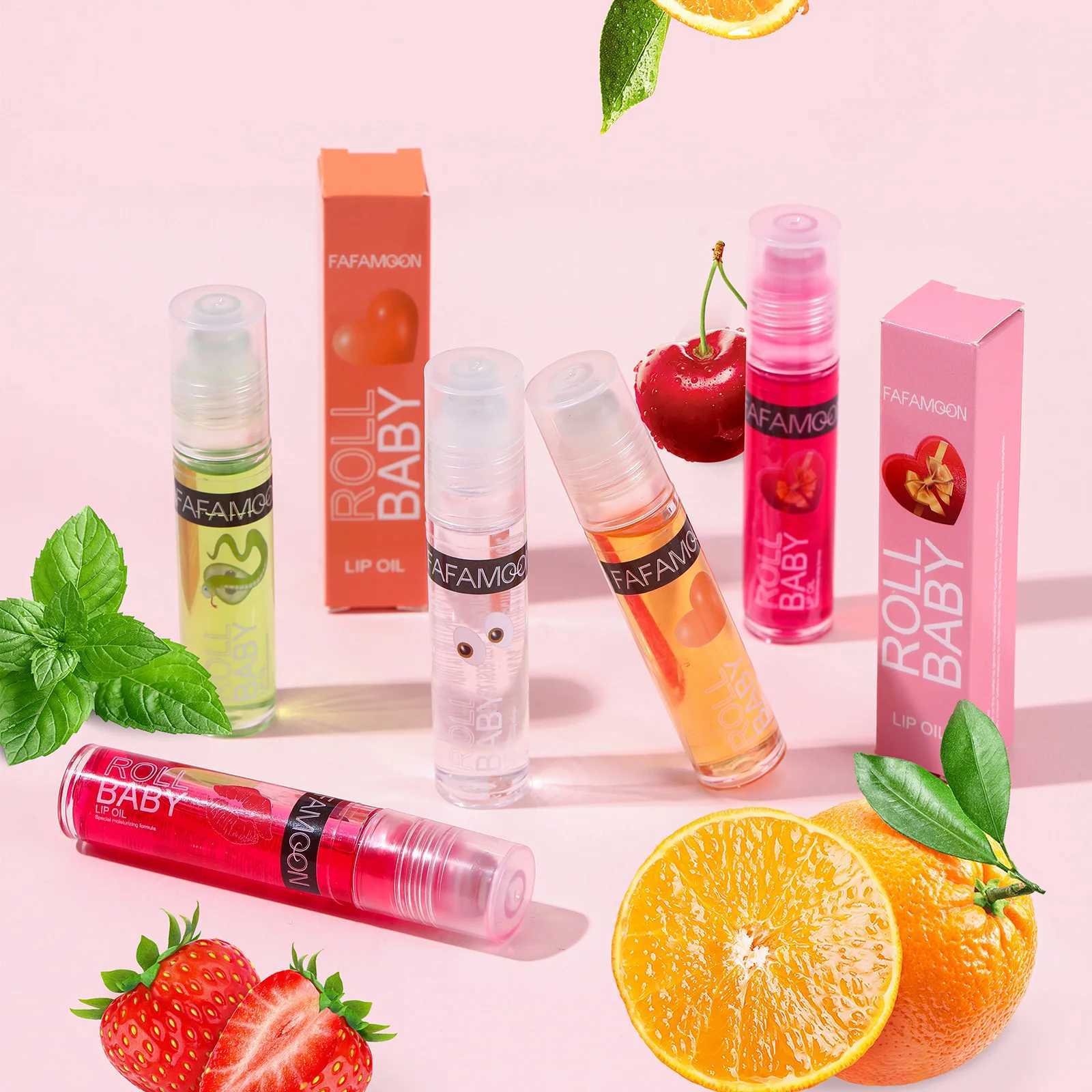 Strawberry is rolled on lipstick to alleviate dryness keep moisturizing fade lip color lip liner gloss lipstick Korean cute makeupW241223