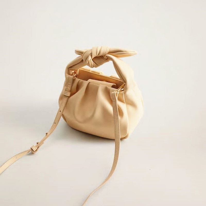 Spring And Summer 2022 New Yellow Soft Cloud Bow Decoration Fold Simple Basket Messenger Bag