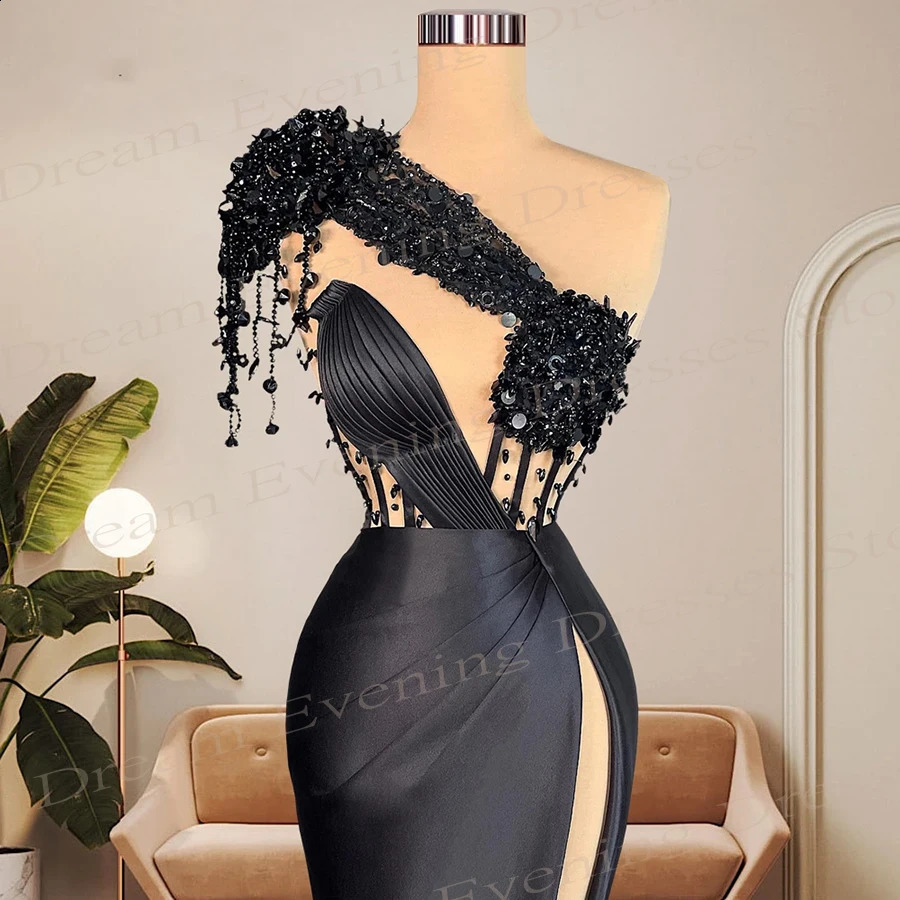 2025 Arabic Dubai Black Mermaid Exquisite Evening Dresses One Shoulder Beading Prom Gowns Side Split Customized Vestido De Festa 241217