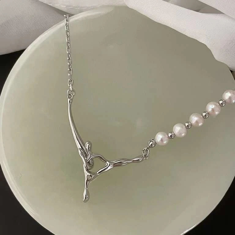 Gold and Silver Two Color Y Tree Branch Necklace 5-6MM Natural High-quality Freshwater Pearl Necklace Womens Pearl AB Chain 241220