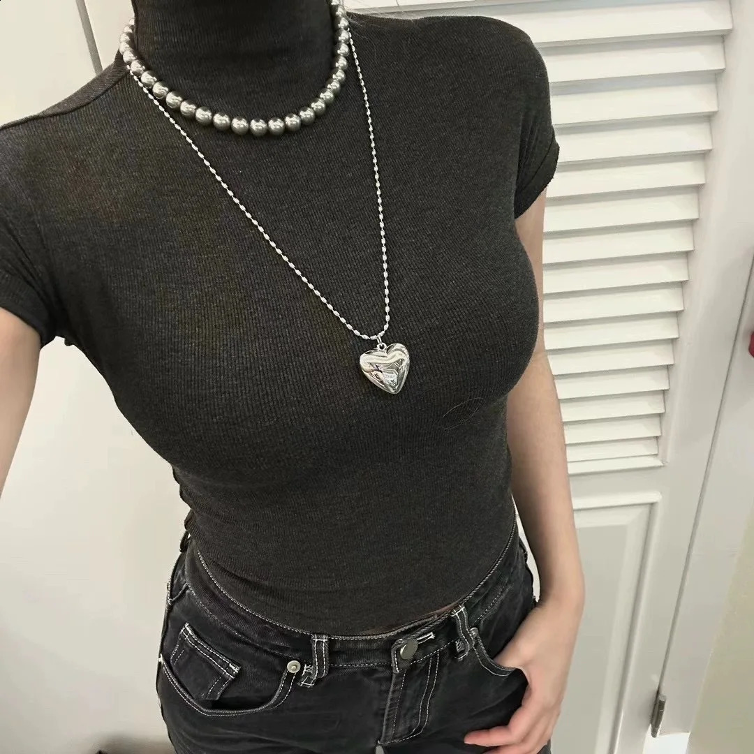 South Korea Dongdaemun three-dimensional love necklace simple heart clavicle chain all fashion personality pendant 241220