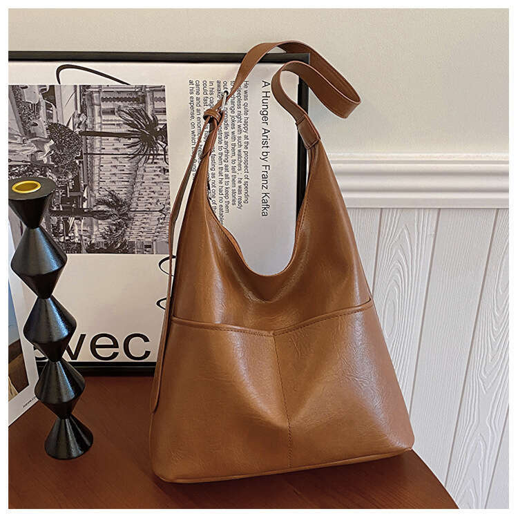 Retro Underarm Women's New Personalized Ins Fashion Tote Bag, Niche Large Capacity Mother Child Shoulder Bag