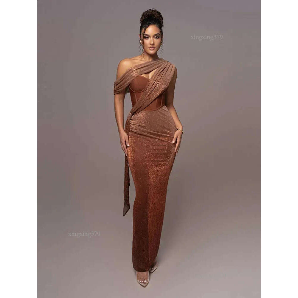 Sexy single shoulder strap sparkling long skirt womens brown tight corset sparkling backless Maxi dress evening dress party dress 240904