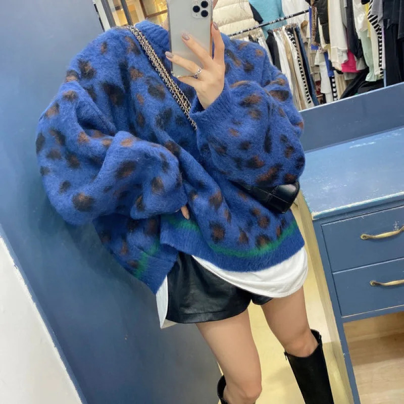 OMCHION Suede Loose Jumper Round Neck Leopard Pattern Jacquard Knitted Sweater Womens AutumnWinter Fashion Pulling Flower 241211