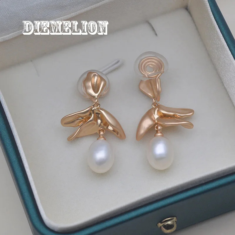 Vintage Matte Gold Color Natural Freshwater Pearl Tassel Clips on Earrings Simple No Hole Ear Clips Elegant Female Fine Jewelry 241220