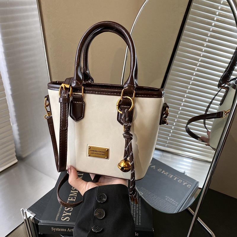 Luxury Bag 2025 Free Designer Bags Durable And Sturdy Comfortable Handheld Coffee Black For Ladies' Daily Versatility
