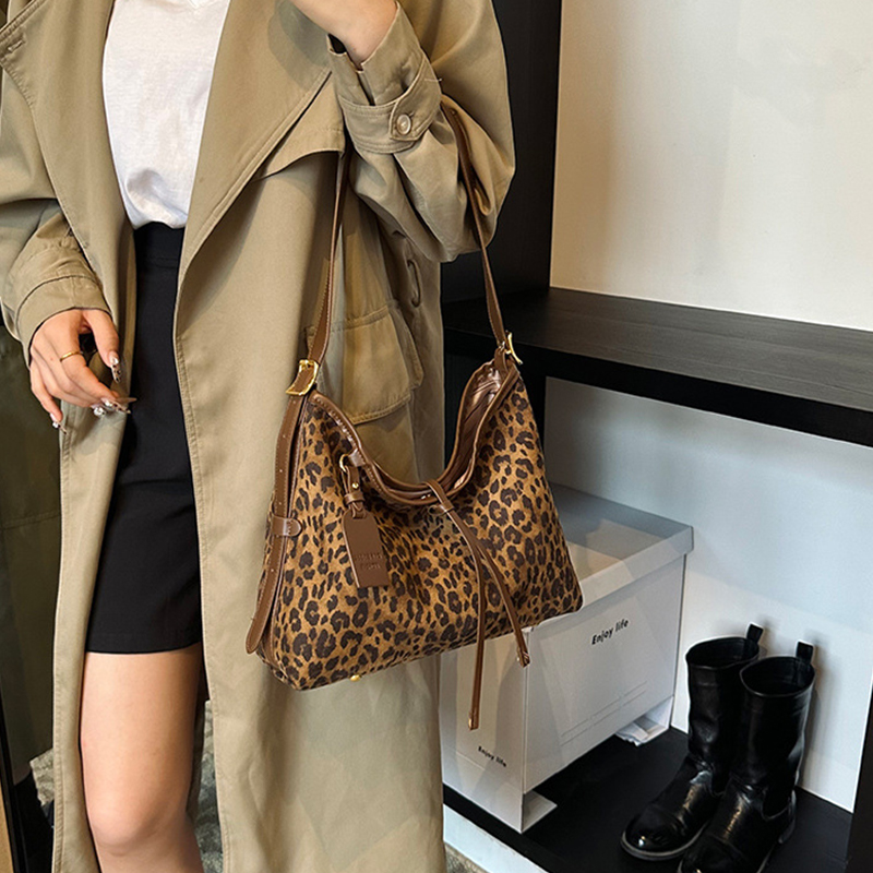 Tote Bags for Women PU Leather Tote Purses Handbags Medium Top Handle Satchel Business Commuting Leisure Large Bucket Bag Tote Bag