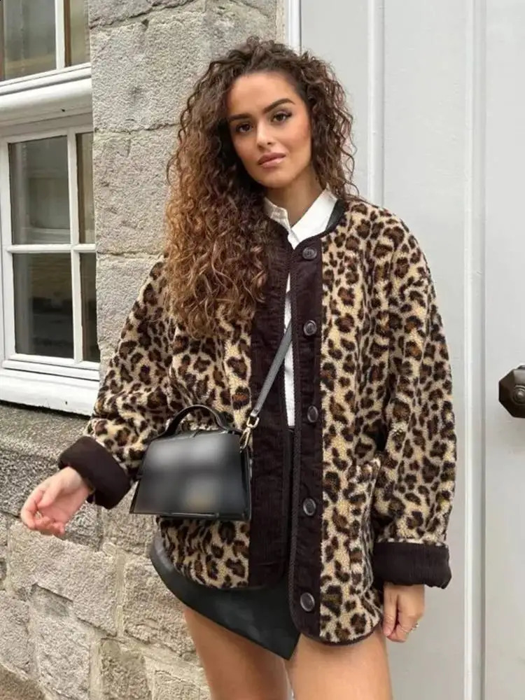TRAFZA Y2K Leopard Jacket For Women Autumn Winter Casual Long Sleeve Single Breasted O Neck Coat Woman Fashion Streetwear Tops 241223