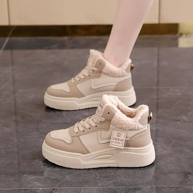 2025 new winter sports boots women's cotton shoes 2025 new lace up designer women's thick soled shoes casual high top sports shoes