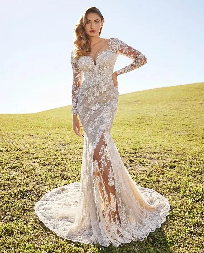 Illusion Side Split Lace Mermaid Wedding Dresses Jewel Neck Long Sleeves Boho Beach Bridal Gowns Open Back Buttons Vintage Counrty Vestido De Novia