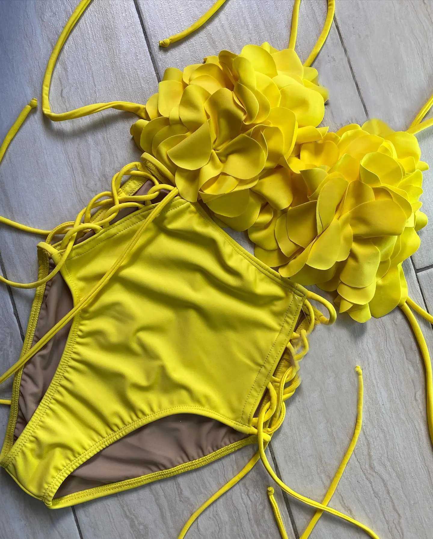2024 Summer New Sexy Petal Push Up Backless Bikini Set Women Fashion Flower Ruffles Bikini Lady Solid Beachwear Bathing SuitXJ241223