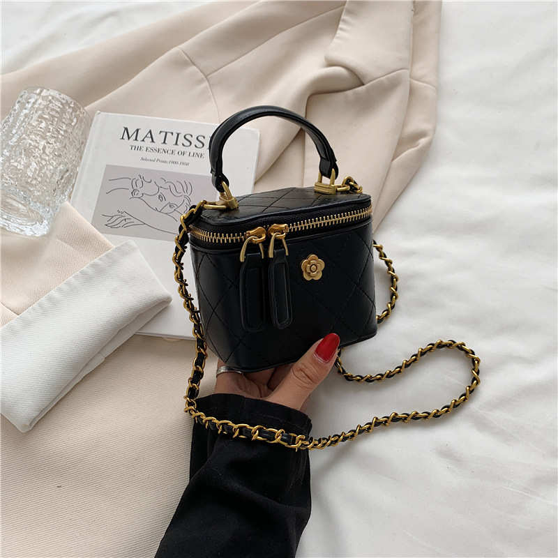 2025 New High Quality Mini Small Square Bag Fashion Designer Shoulder Bag Women s Flip Shoulder Bag Light Luxury Handbag Crossbody Bag Chain Bucket Ba