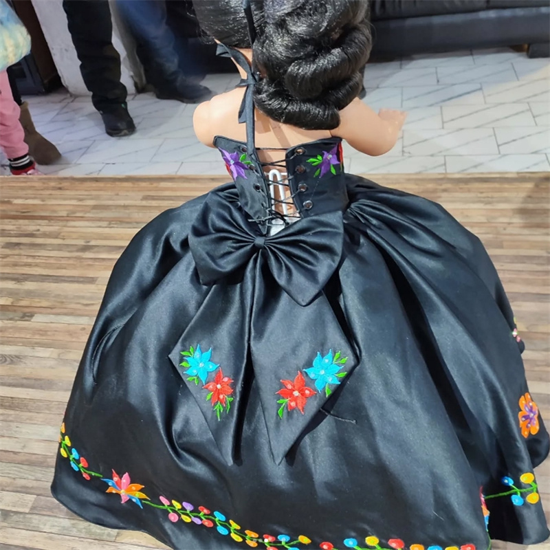 Black Mexican Flower Girls Dress Embroidery Birthday Dress Mariachi Kid Pageant Party Bow First Holy Communion Dress Caramuza 2025 Princess Child Sati