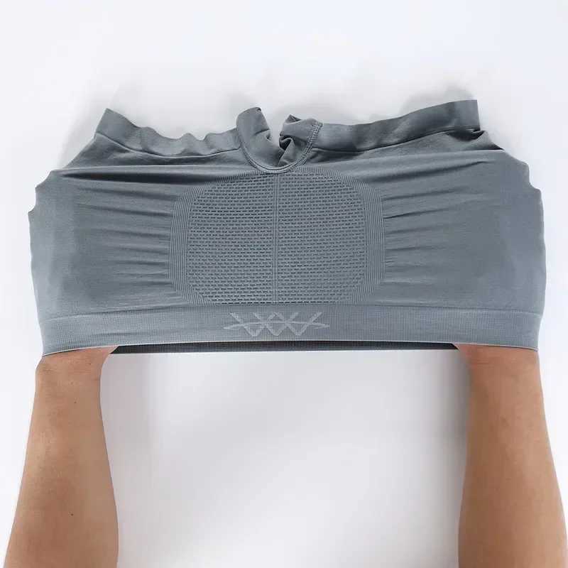 New magnetic mens seamless sports underwear high elasticity breathable and comfortable plain weave mens mid waist boxing underwear W241223