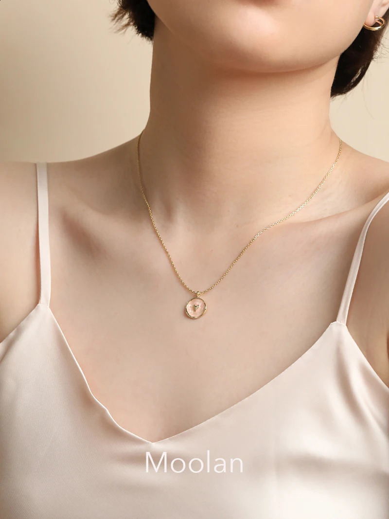 Moolan Jewel Fashion Womens Necklace Korean Style Summer Love Gold Coin Girls Gift Cute Neck Chain Jewelry Wholesale 241220