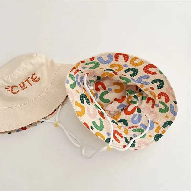 Caps Hats Double sided baby bucket hat with embroidered letters for boys and girls fishermans hat for spring and summer outdoor childrens sun hat H241
