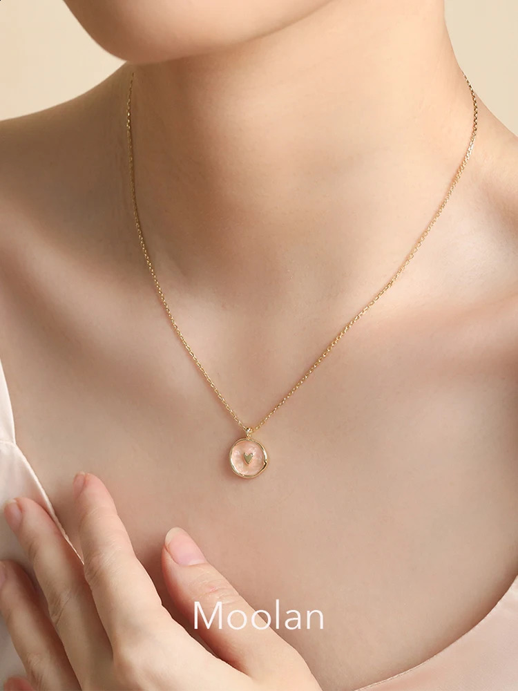 Moolan Jewel Fashion Womens Necklace Korean Style Summer Love Gold Coin Girls Gift Cute Neck Chain Jewelry Wholesale 241220