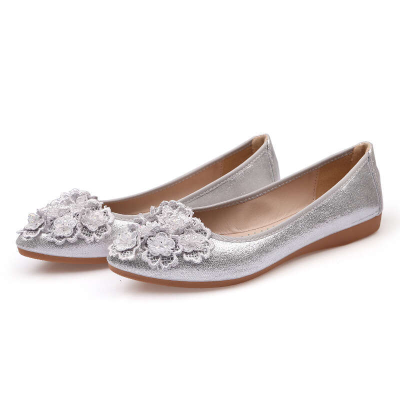 Flat For Women 2021 Spring/Summer New Style Shallow Mouth Pointed Bean Korean Version Versatile Lace Hollow Soft Sole Single Shoes