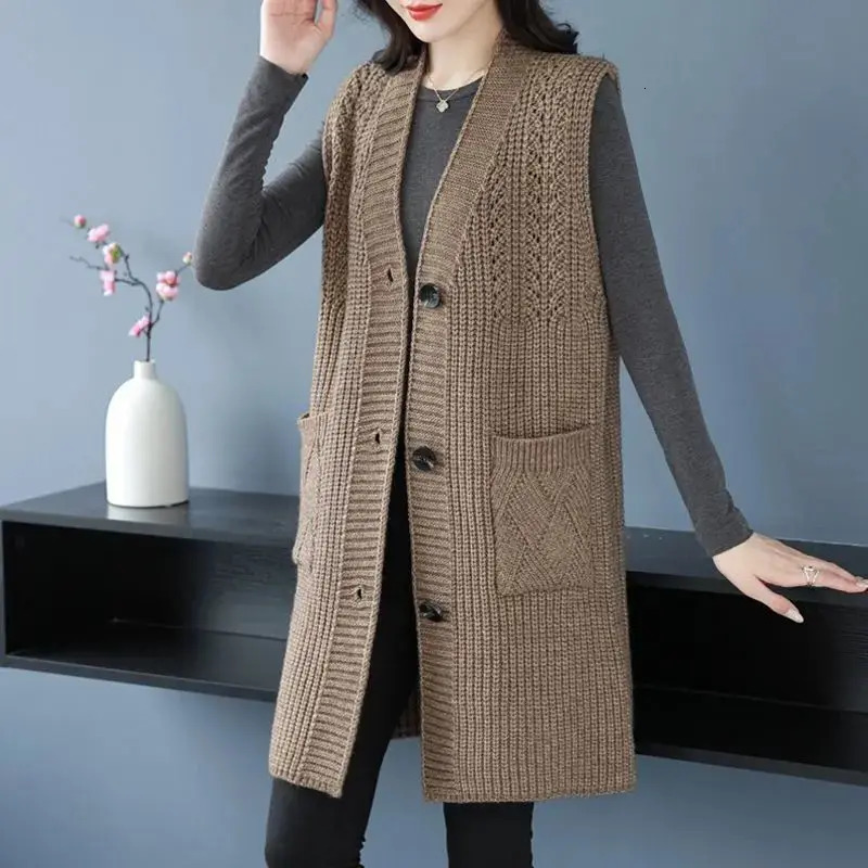 Autumn Winter Women Clothing Sweater Vests Coats Solid Vneck Pocket Sleeveless Fashion Casual Long Knitted Cardigan Tops 241220