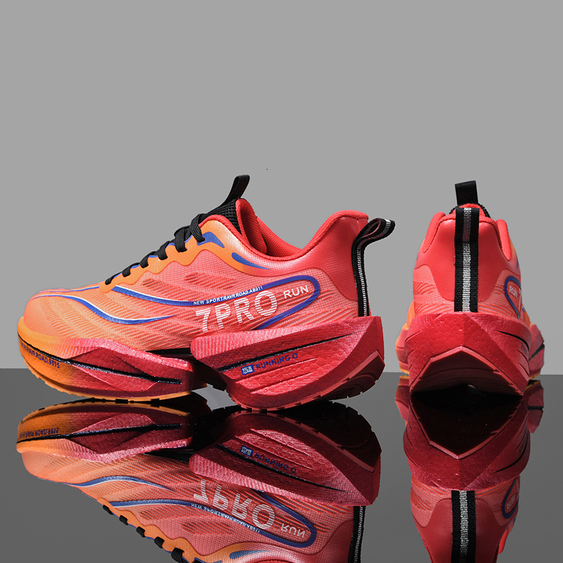 New running mesh lightweight 2025 male and female designer sports shoes with lace up comfortable couple tennis shoes for men