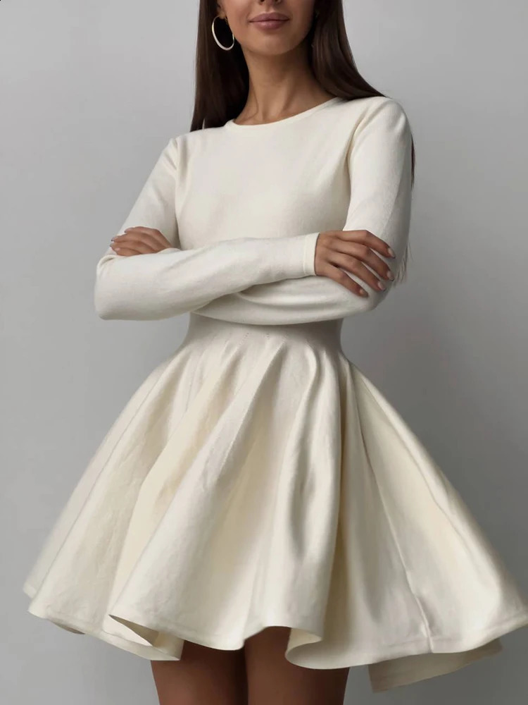 Hirsionsan Elegant Long Sleeve Mini Dress Sweater Women Winter O Neck Tight Sexy Chic Pleated Skirt Basic Female Knit Jumper 241218