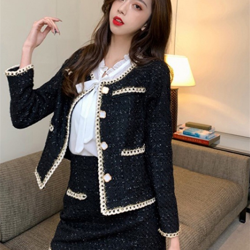 Spring Womens Black Coarse Felt Retro 2piece Set Short Coat Top Jacket and Mini Skiing Cream 241211