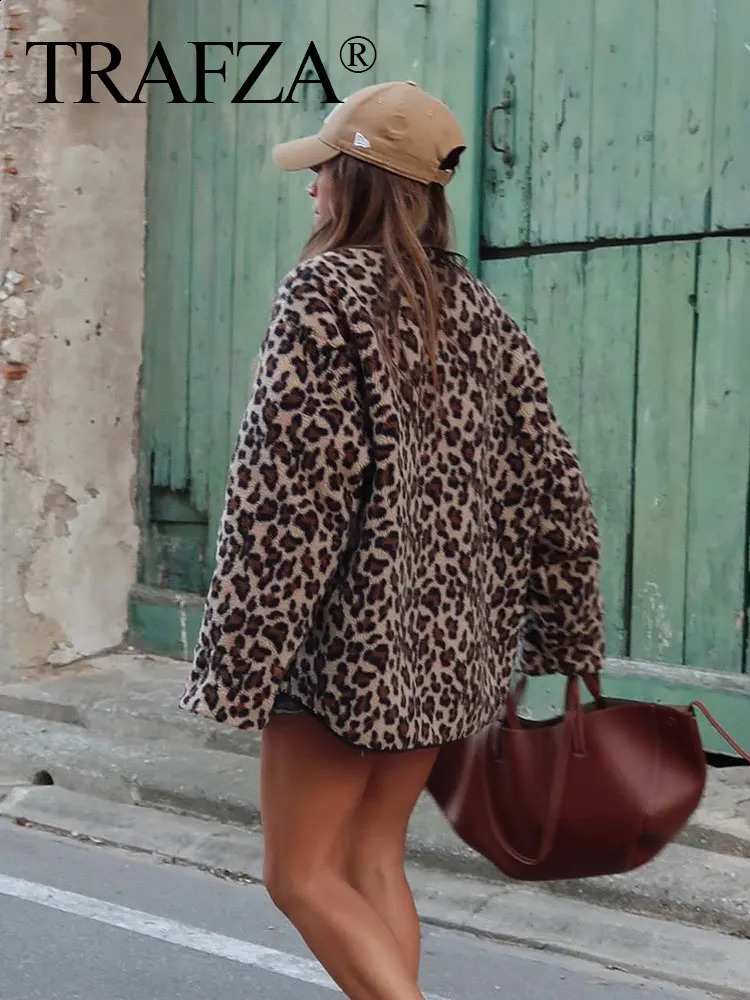 TRAFZA Y2K Leopard Jacket For Women Autumn Winter Casual Long Sleeve Single Breasted O Neck Coat Woman Fashion Streetwear Tops 241223