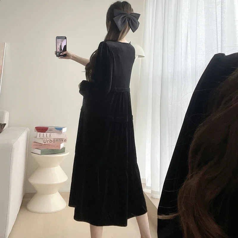 Autumn Maternity Velour Dress Black Office Lady Elegant Clothes Long Sleeve V-neck High Waist Pregnant Woman Brief Dresses 241223