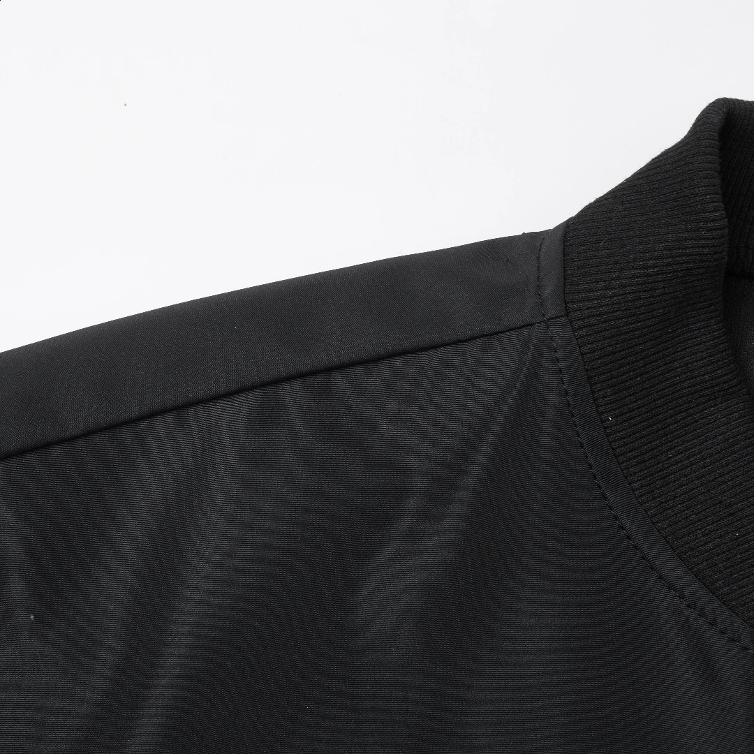 Spring and Autumn Baseball Collar Short Loose Solid Color Jacket Mens Business Casual Thin Coat Trend 241220