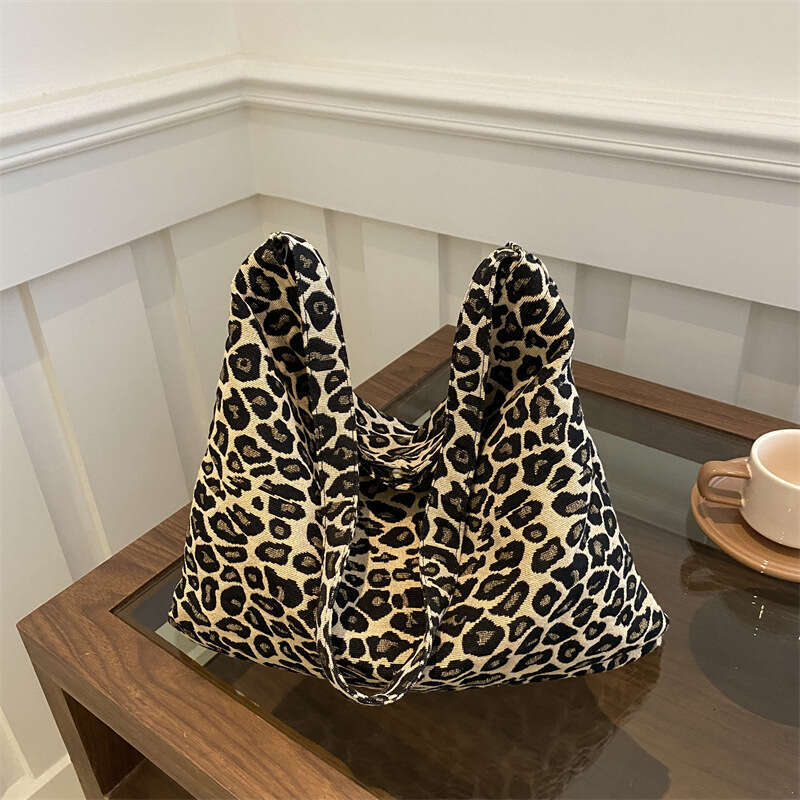Large Capacity Internet Celebrity Leopard Print Women's New Trendy And Fashionable Texture, Single Shoulder Armpit Bag, Stylish Backpack For Wome